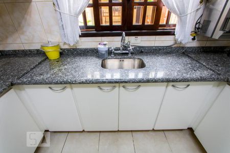 Casa à venda com 225m², 3 quartos e 4 vagasCozinha