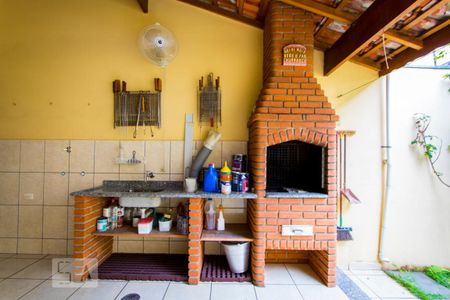 Casa à venda com 225m², 3 quartos e 4 vagasEspaço gourmet - Churrasqueira