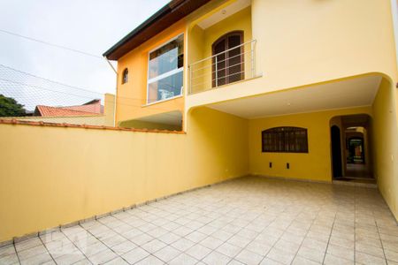 Casa à venda com 225m², 3 quartos e 4 vagasGaragem
