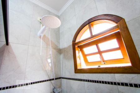 Casa à venda com 225m², 3 quartos e 4 vagasBanheiro social 1