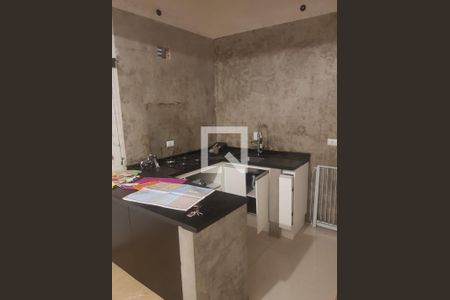 Sala/Cozinha de Casa com 2 quartos, 40m² Cidade Dutra