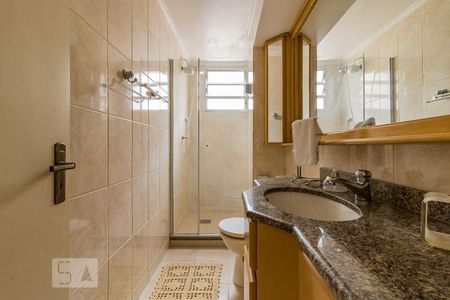 Banheiro de apartamento à venda com 1 quarto, 40m² em Centro Histórico, Porto Alegre