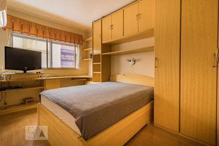 Dormitório de apartamento à venda com 1 quarto, 40m² em Centro Histórico, Porto Alegre