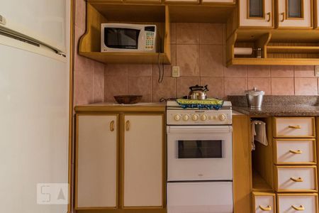 Cozinha de apartamento à venda com 1 quarto, 40m² em Centro Histórico, Porto Alegre