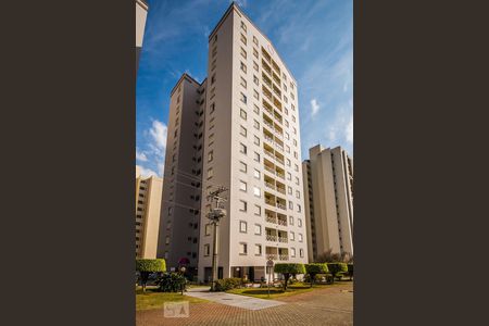 Apartamento à venda com 70m², 3 quartos e 2 vagasFachada