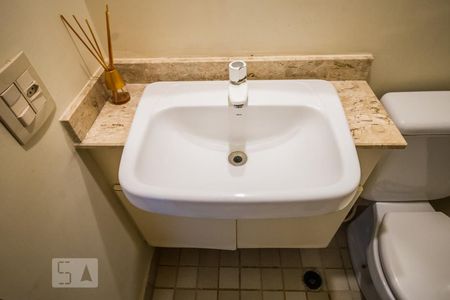 Apartamento à venda com 70m², 3 quartos e 2 vagasBanheiro