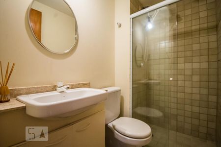 Apartamento à venda com 70m², 3 quartos e 2 vagasBanheiro