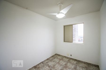 Apartamento à venda com 70m², 3 quartos e 2 vagasQuarto 2