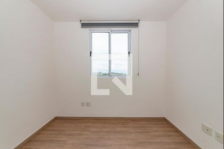 Quarto 2 de apartamento para alugar com 2 quartos, 61m² em Palmeiras, Belo Horizonte