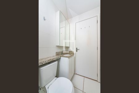 Apartamento para alugar com 61m², 2 quartos e 1 vaga Apartamento para alugar com 61m², 2 quartos e 1 vagaBanheiro