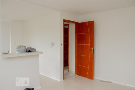 Sala de apartamento para alugar com 2 quartos, 60m² em Vila Valqueire, Rio de Janeiro