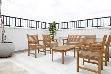 Studio para alugar com 26m², 1 quarto e sem vaga Studio para alugar com 26m², 1 quarto e sem vagaTerraço