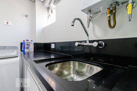 Apartamento à venda com 107m², 3 quartos e 1 vagaÁrea de Serviço