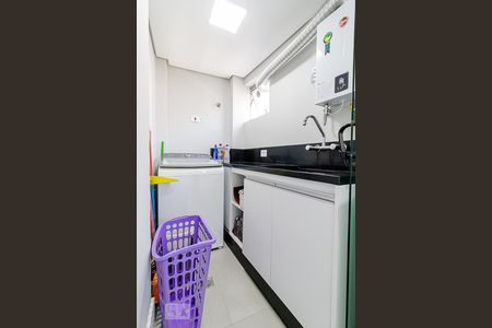 Apartamento à venda com 107m², 3 quartos e 1 vagaÁrea de Serviço