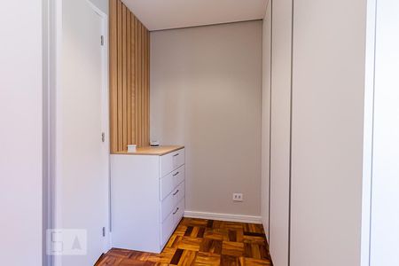 Apartamento à venda com 107m², 3 quartos e 1 vagaCloset do Quarto 1