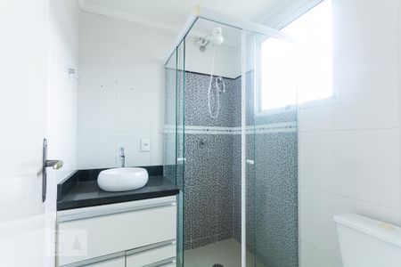 Apartamento para alugar com 54m², 2 quartos e 1 vaga Apartamento para alugar com 54m², 2 quartos e 1 vagaBanheiro