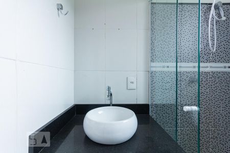 Apartamento para alugar com 54m², 2 quartos e 1 vaga Apartamento para alugar com 54m², 2 quartos e 1 vagaBanheiro