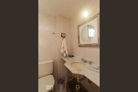 Apartamento à venda com 105m², 4 quartos e 2 vagasBANHEIRO SUITE