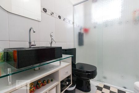 Casa à venda com 110m², 2 quartos e 1 vagaBanheiro