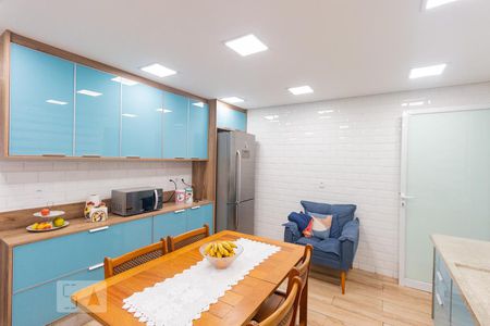 Casa à venda com 110m², 2 quartos e 1 vaga Casa à venda com 110m², 2 quartos e 1 vagaCozinha