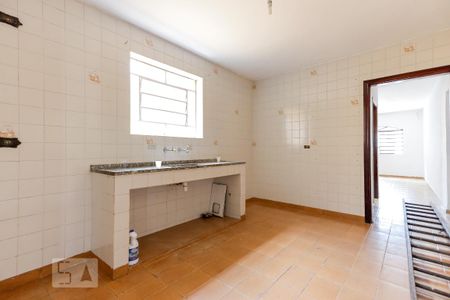 Casa à venda com 180m², 2 quartos e 1 vaga Casa à venda com 180m², 2 quartos e 1 vagaCozinha