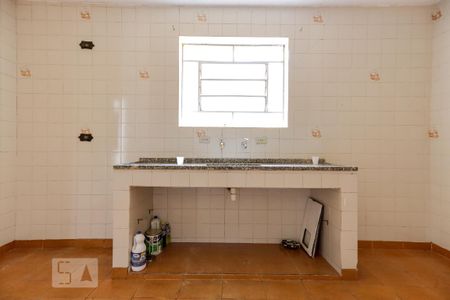 Casa à venda com 180m², 2 quartos e 1 vaga Casa à venda com 180m², 2 quartos e 1 vagaCozinha