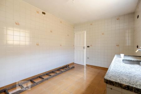 Casa à venda com 180m², 2 quartos e 1 vaga Casa à venda com 180m², 2 quartos e 1 vagaCozinha