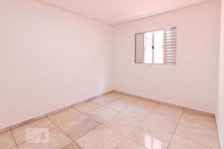 Quarto de casa para alugar com 1 quarto, 50m² em Vila Dalva, São Paulo