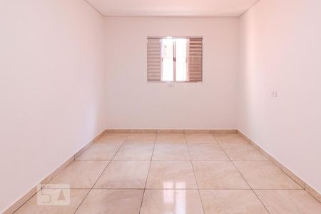 Quarto de casa para alugar com 1 quarto, 50m² em Vila Dalva, São Paulo