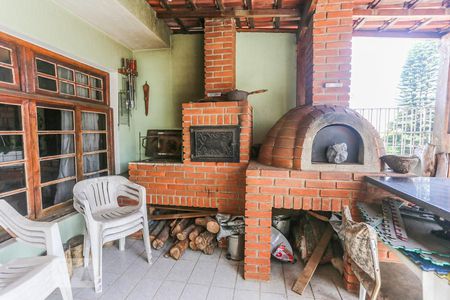 Casa à venda com 245m², 3 quartos e 3 vagasTerraço Gourmet