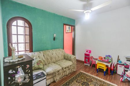 Casa à venda com 245m², 3 quartos e 3 vagasQuarto 2