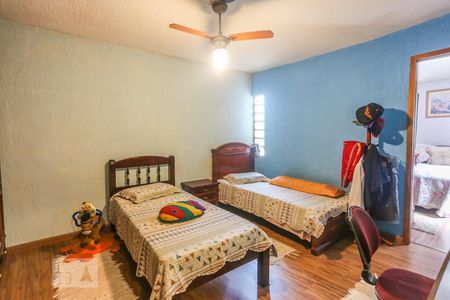 Casa à venda com 245m², 3 quartos e 3 vagasQuarto 1