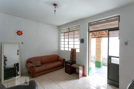 Casa para alugar com 200m², 3 quartos e 1 vagaSala