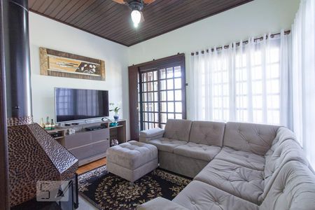Sala de casa à venda com 4 quartos, 335m² em Jardim Itu Sabará, Porto Alegre