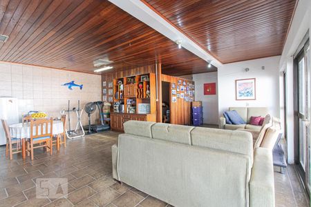 Casa à venda com 335m², 4 quartos e 3 vagas Casa à venda com 335m², 4 quartos e 3 vagasSala 2