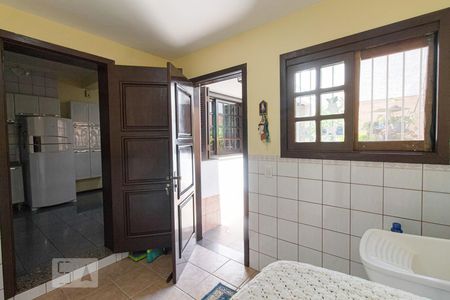 Casa à venda com 335m², 4 quartos e 3 vagas Casa à venda com 335m², 4 quartos e 3 vagasÁrea de Serviço