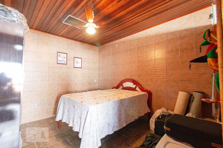 Casa à venda com 335m², 4 quartos e 3 vagas Casa à venda com 335m², 4 quartos e 3 vagasQuarto 3