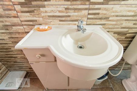 Casa à venda com 335m², 4 quartos e 3 vagas Casa à venda com 335m², 4 quartos e 3 vagasBanheiro 3