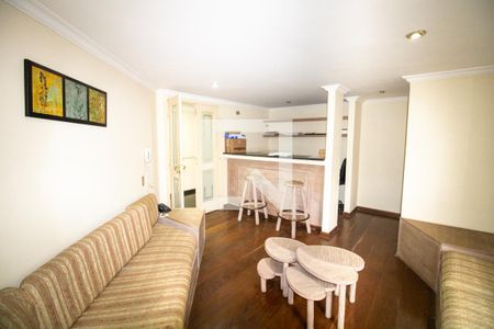 Apartamento à venda com 33m², 1 quarto e 1 vaga Apartamento à venda com 33m², 1 quarto e 1 vagaÁrea comum - salão de festas