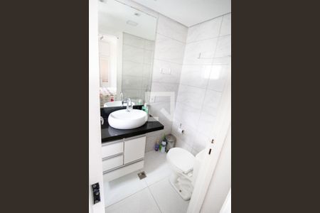 Apartamento à venda com 33m², 1 quarto e 1 vaga Apartamento à venda com 33m², 1 quarto e 1 vagaBanheiro- panorâmica