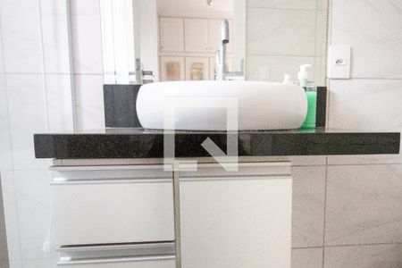 Apartamento à venda com 33m², 1 quarto e 1 vaga Apartamento à venda com 33m², 1 quarto e 1 vagaBanheiro- detalhe Cuba