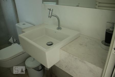 Apartamento à venda com 510m², 4 quartos e 6 vagasBanheiro