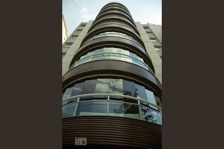 Apartamento à venda com 510m², 4 quartos e 6 vagasFachada