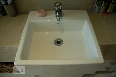 Apartamento à venda com 510m², 4 quartos e 6 vagasBanheiro Suíte 2