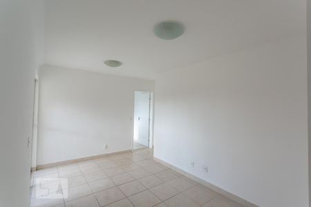 Sala de apartamento à venda com 2 quartos, 65m² em Pompéia, Belo Horizonte