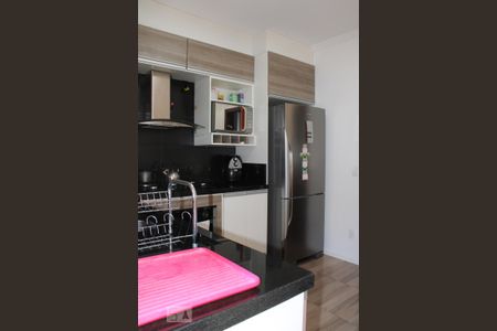 Casa à venda com 92m², 2 quartos e 1 vagaCozinha - Armários