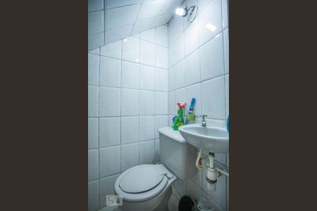 Casa à venda com 240m², 3 quartos e 4 vagas Casa à venda com 240m², 3 quartos e 4 vagasLavabo