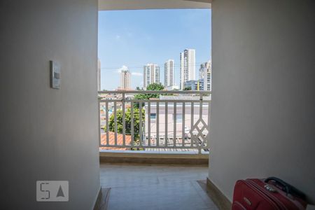 Casa à venda com 240m², 3 quartos e 4 vagas Casa à venda com 240m², 3 quartos e 4 vagasVaranda