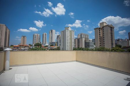 Casa à venda com 240m², 3 quartos e 4 vagas Casa à venda com 240m², 3 quartos e 4 vagasVaranda