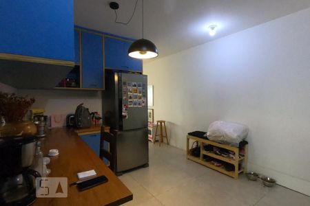 Apartamento para alugar com 104m², 2 quartos e 2 vagasCozinha